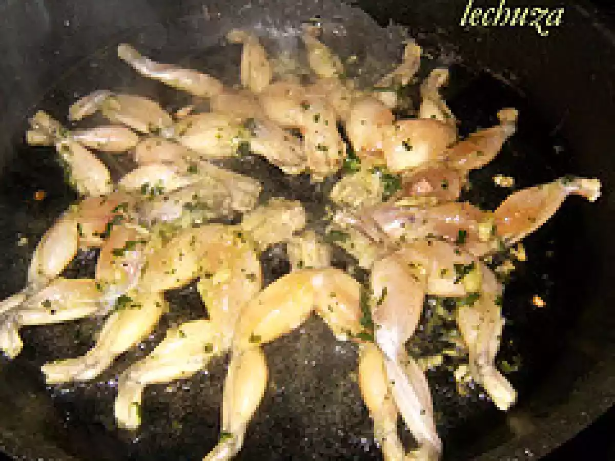 Ancas de rana a la plancha y rebozadas (receta del sr.D) - foto 3