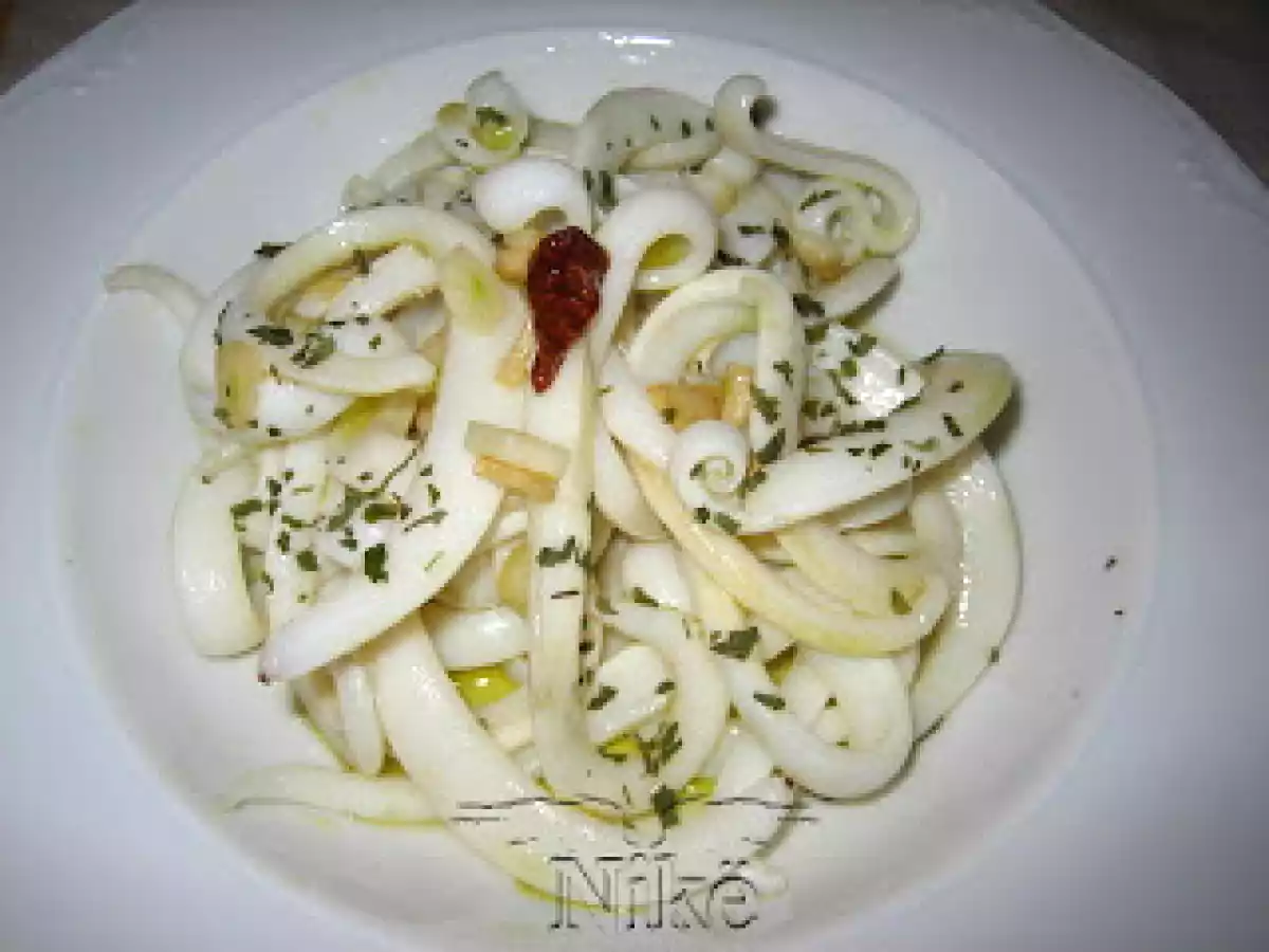 AÑO NUEVO, PLATO NUEVO: TALLARINES DE CALAMAR CON SALSA PICANTE