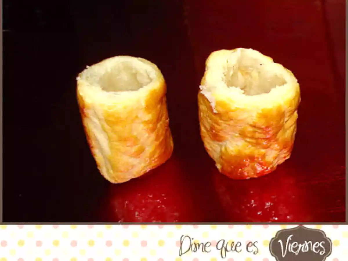 Aperitivo de Gorgonzola y nueces en rulos de hojaldre - foto 3