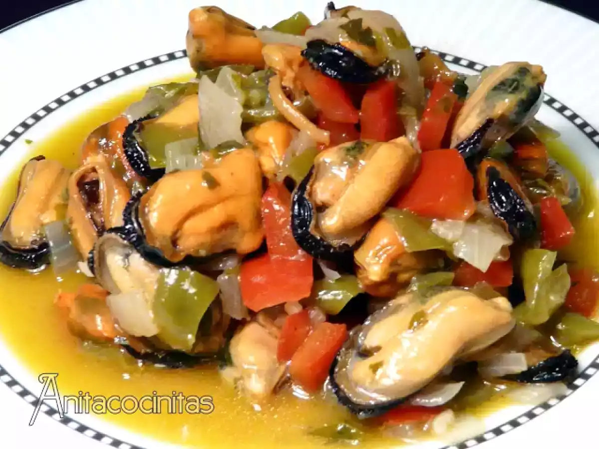 Aperitivo de mejillones con verduras - foto 2