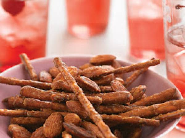 Aperitivo de Pretzel y Almendras (Tipo Snack)