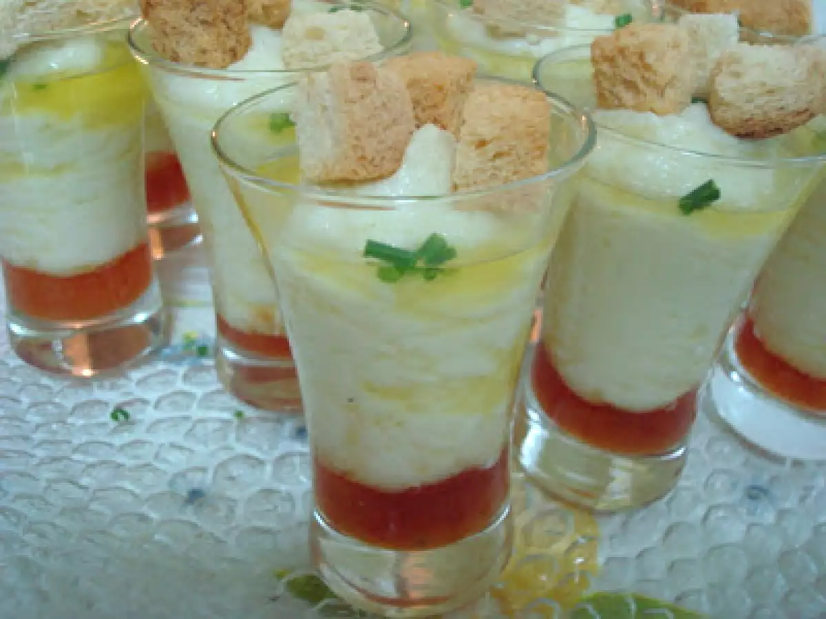 Aperitivos tosta de gambas al ajillo, patatas bravas y brandada de bacalao con confitura - foto 4