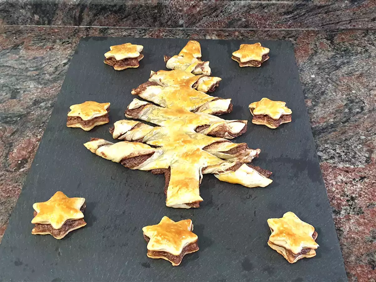 Árbol de navidad de hojaldre