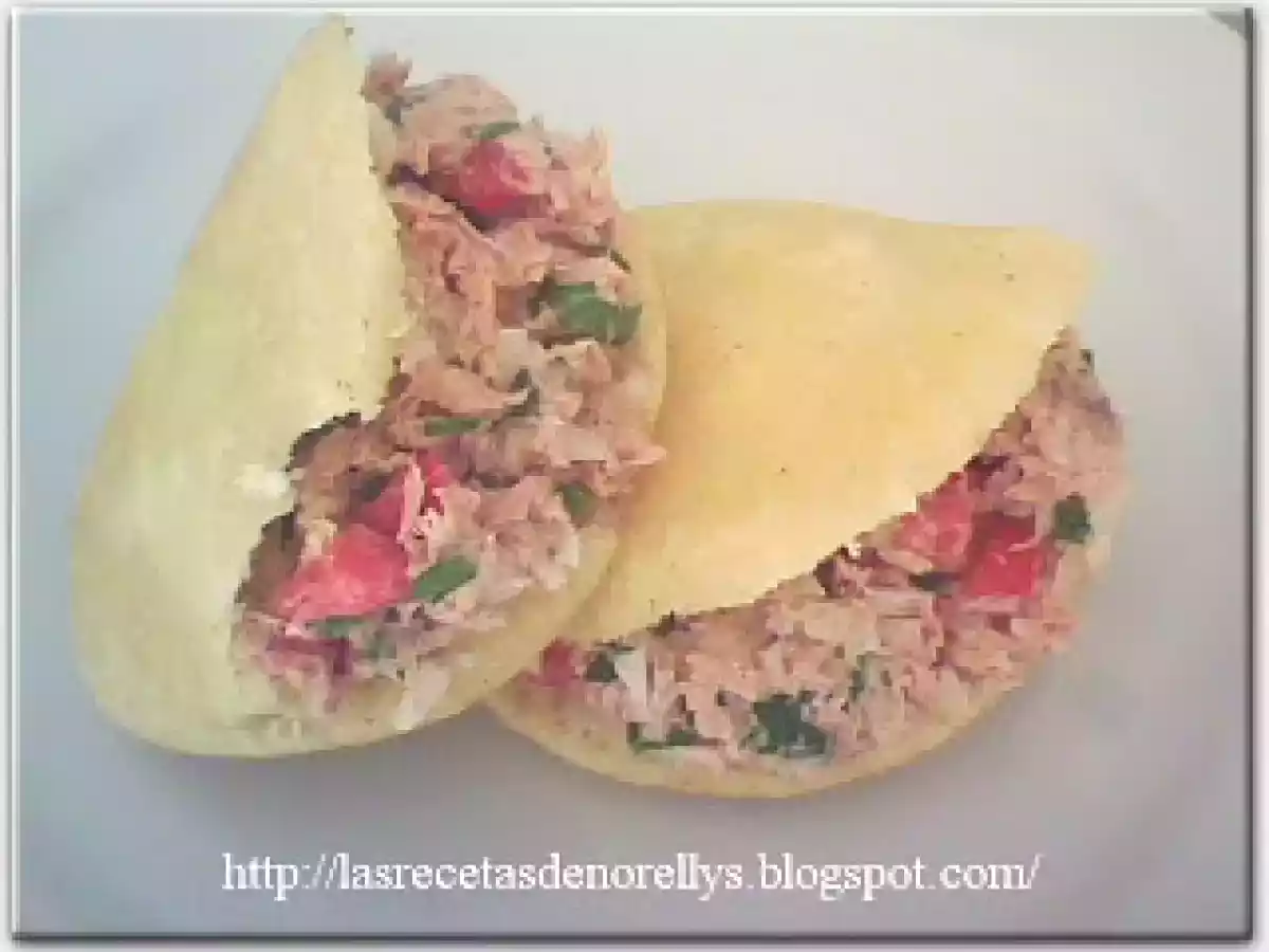 Arepas fritas rellenas con Ensaladilla de atún - foto 2