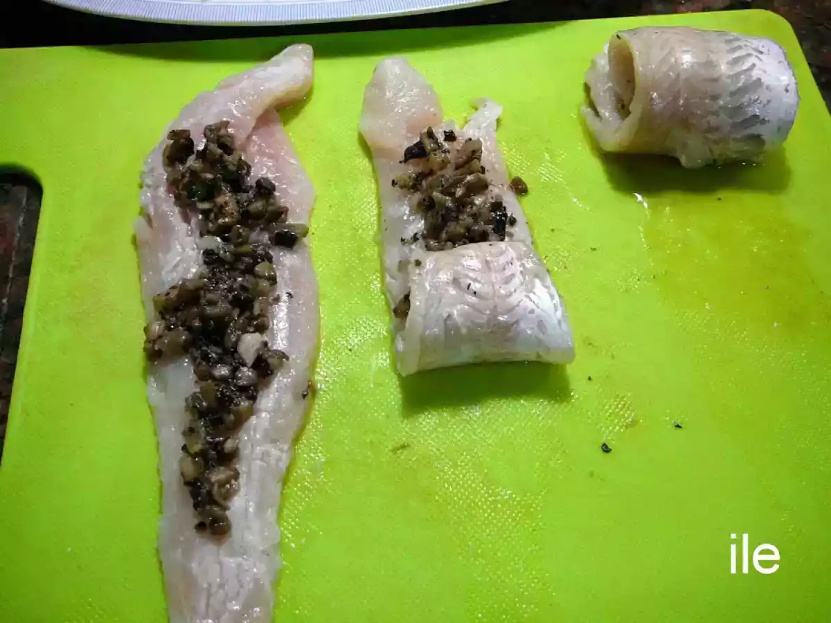 Arrolladitos de Merluza rellenos con champiñones - foto 4