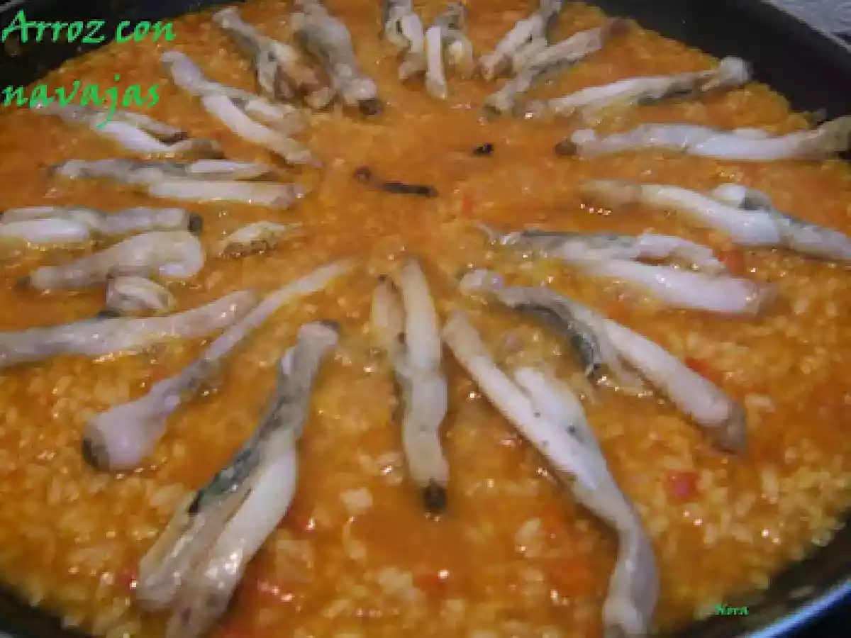 Arroz caldoso con navajas