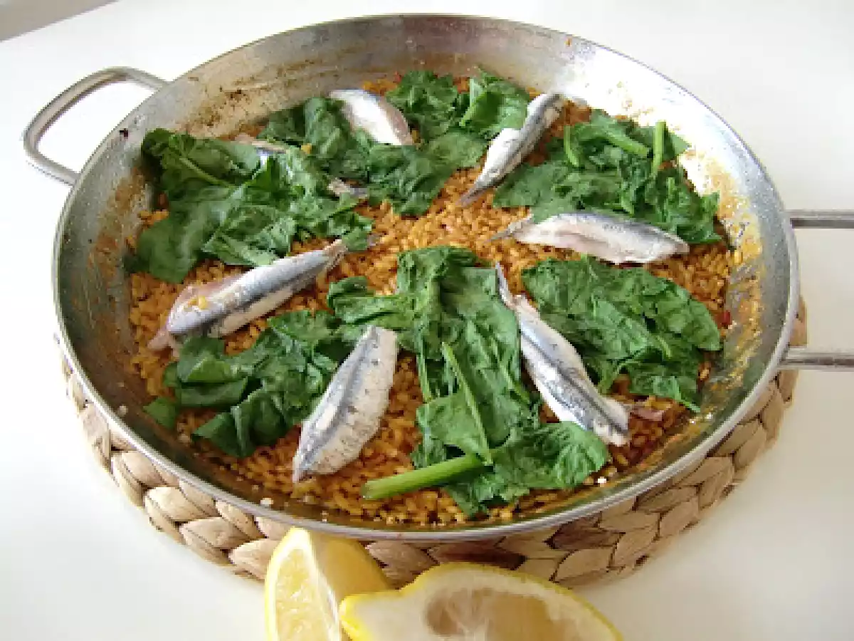 Arroz con boquerones y espinacas - foto 2