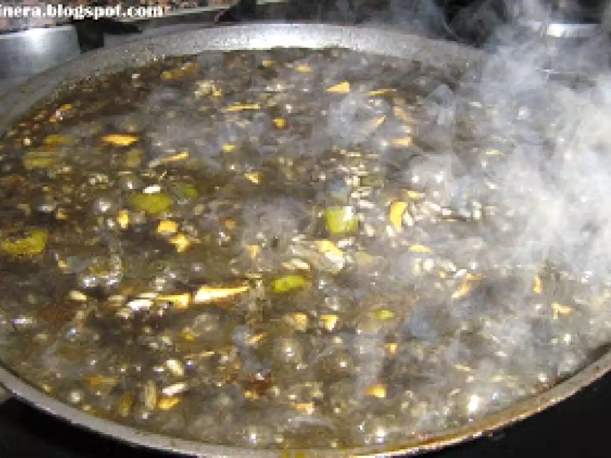 ARROZ CON CALAMARES EN SU TINTA - foto 6