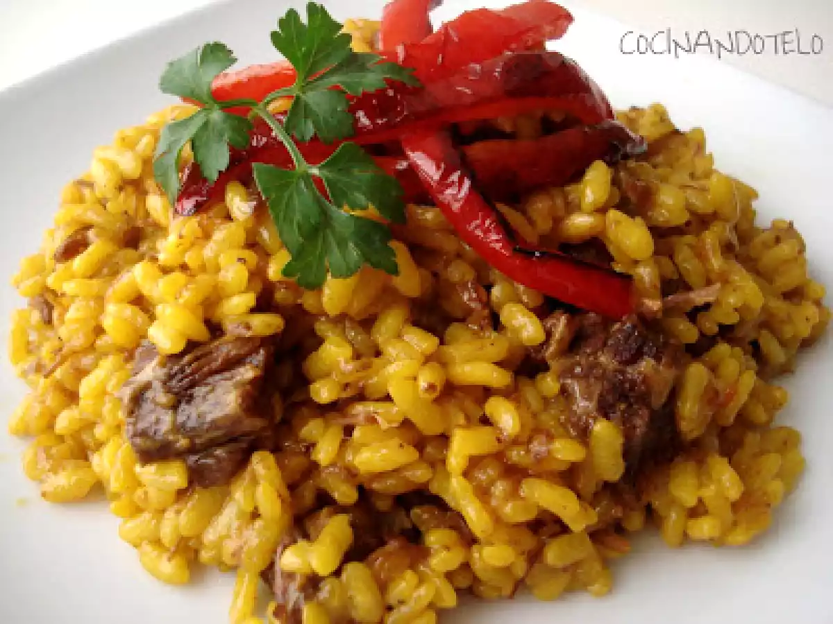 Arroz con carne guisada y pimientos - foto 2