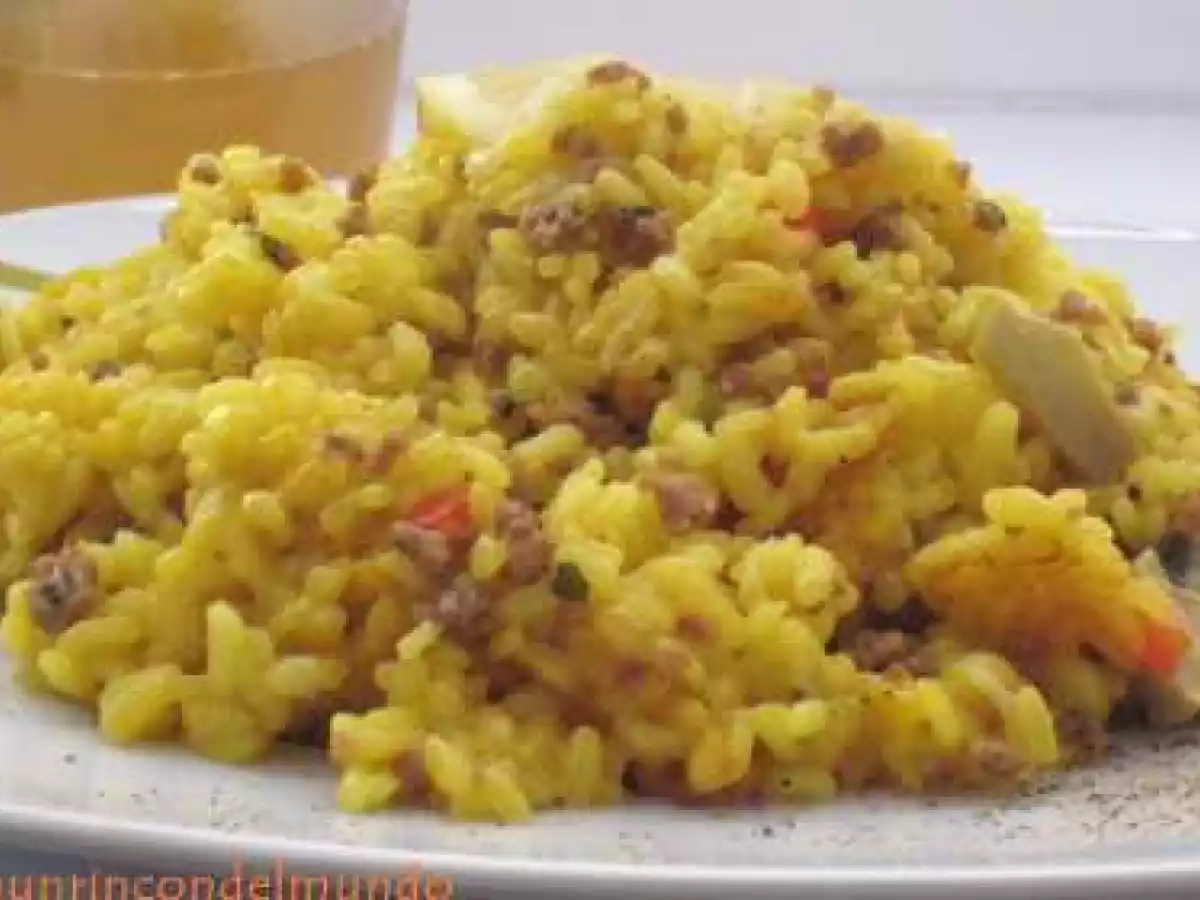 Arroz con champiñones y salteado de pimiento rojo