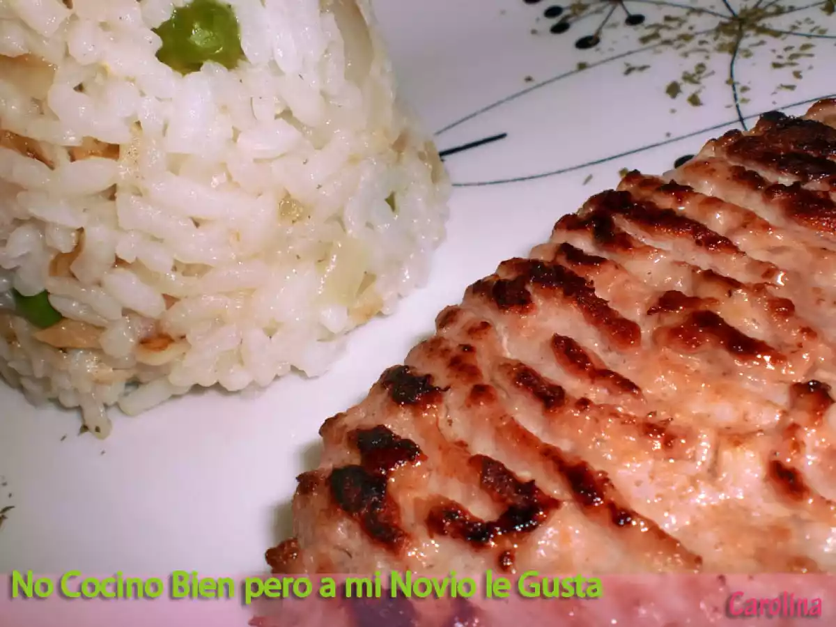 Arroz con Hamburguesas de Pollo