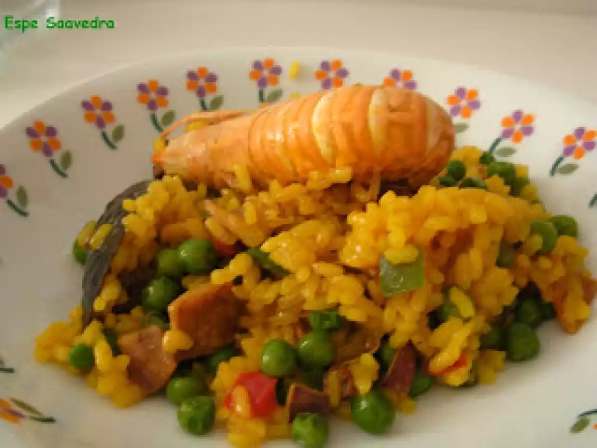 Arroz con verduras y marisco
