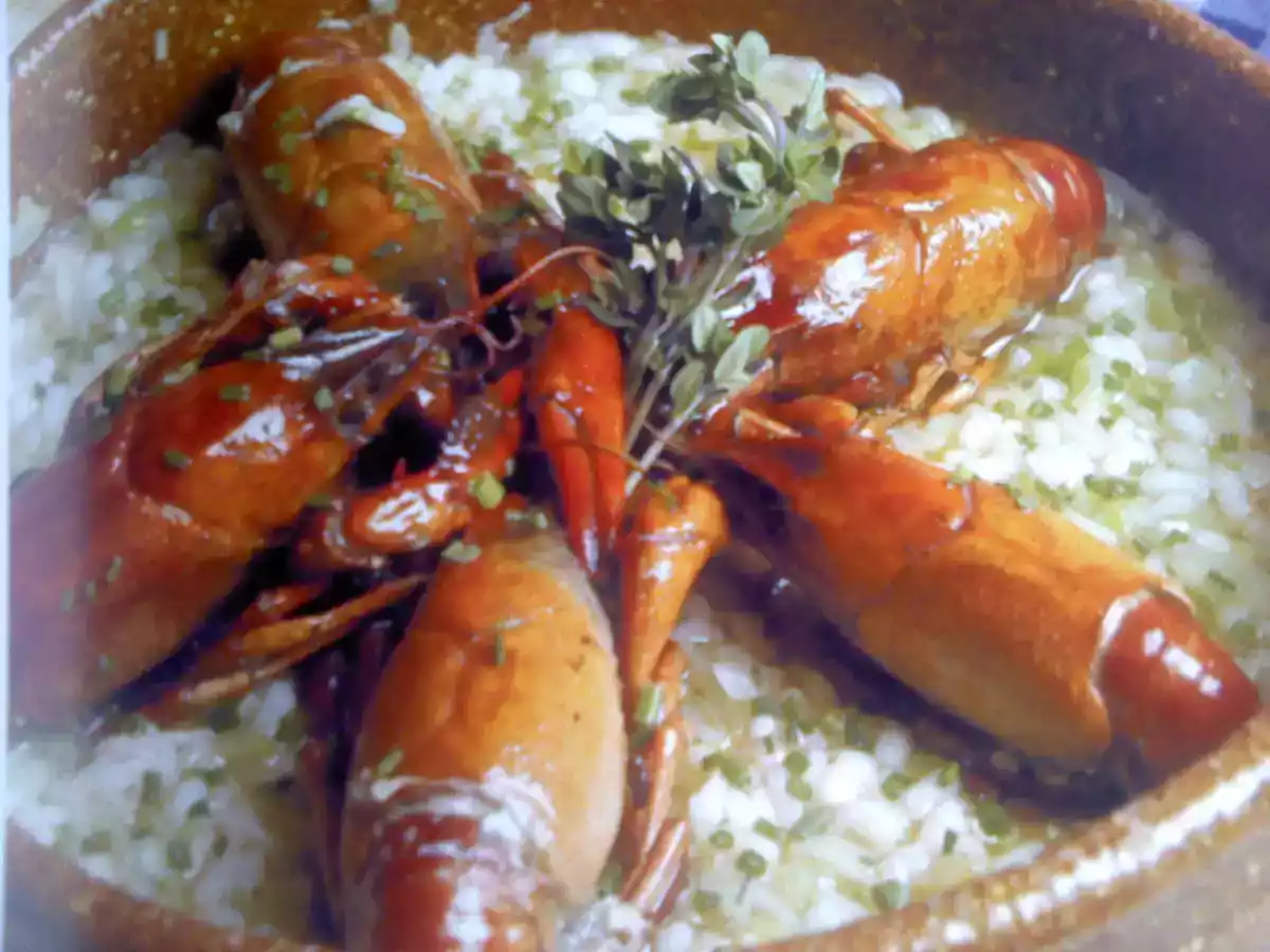 Arroz cremoso con cangrejos de rio