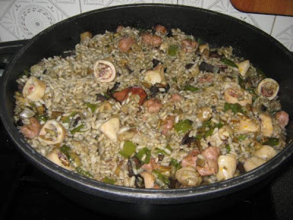 Arroz de pagès con calamares en conserva