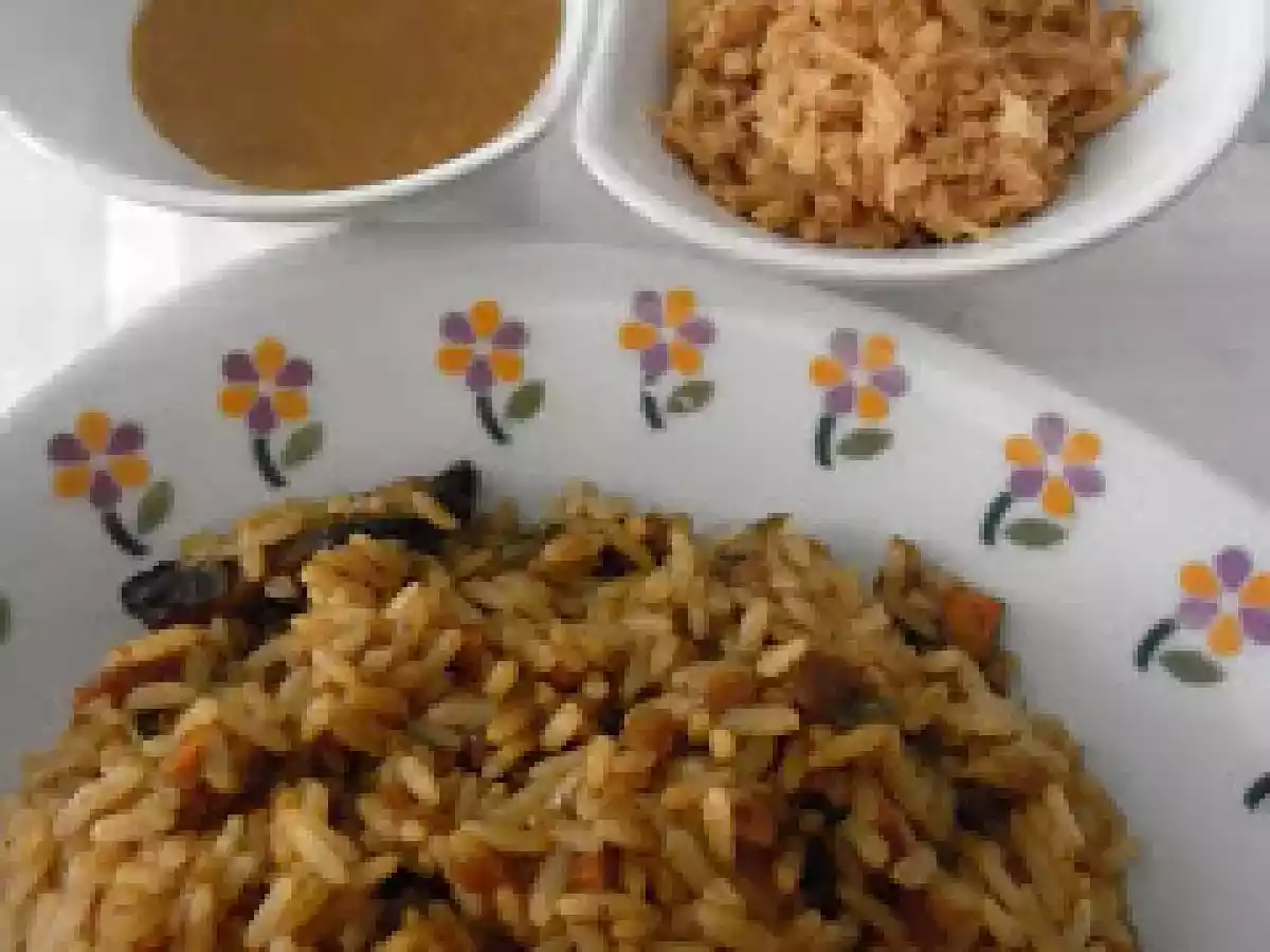 Arroz estilo indonesio