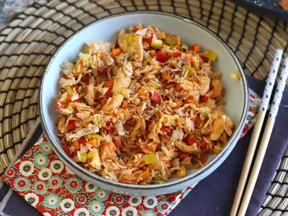 Arroz frito estilo indonesio Nasi goreng - foto 2