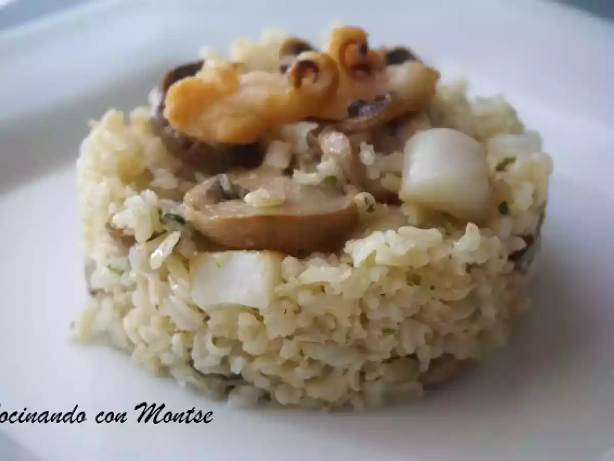 Arroz integral con sepia y champiñones
