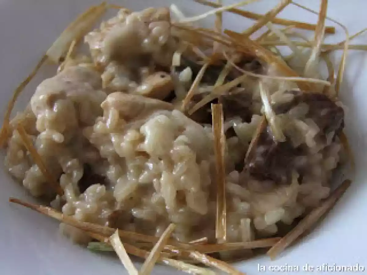 Arroz meloso con pollo, boletus y queso Boffard