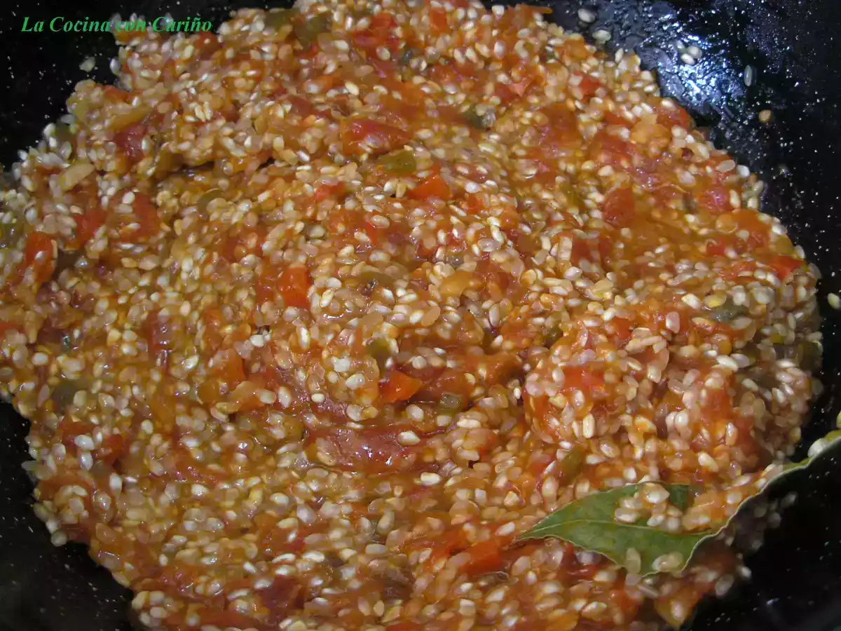 Arroz meloso con tomate - foto 4