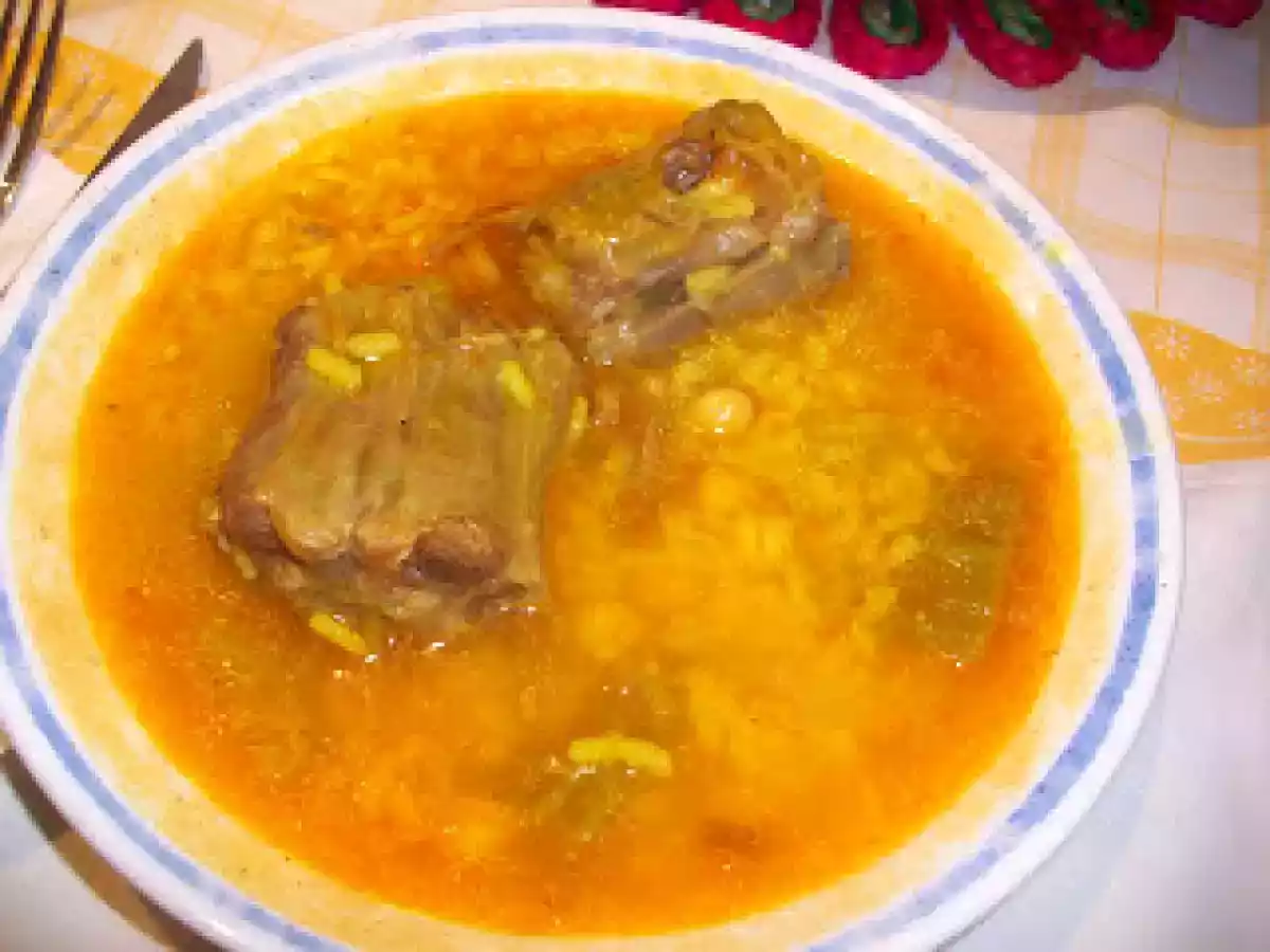 Arroz meloso de rabo de toro y cardo