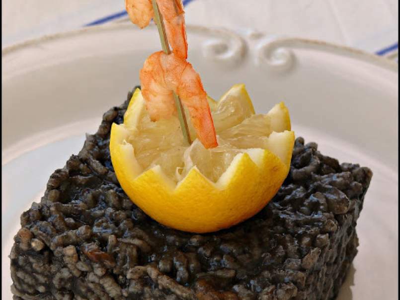Arroz negro con calamares y gambas - Receta Petitchef