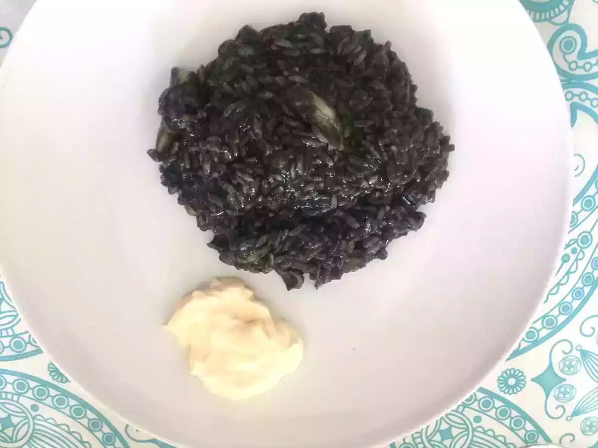Arroz negro con sepia o chipirones Fussioncook y tradicional