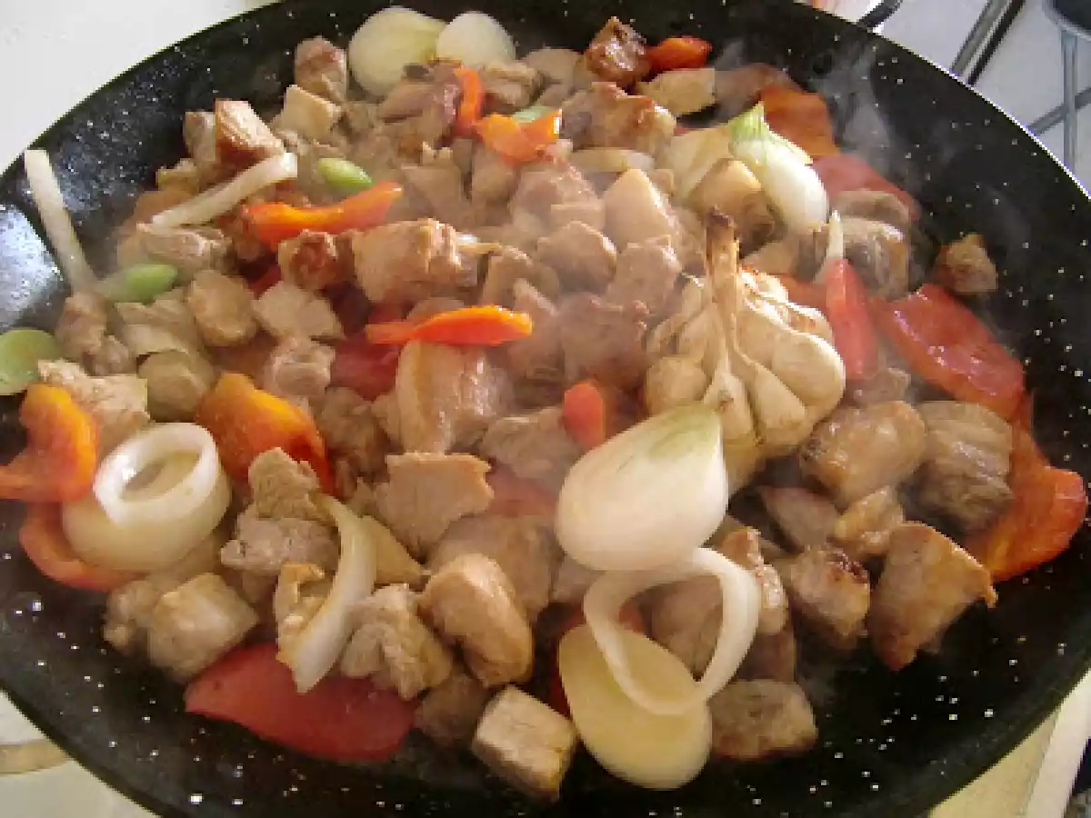 Arroz seco con cerdo, setas y romero - foto 2