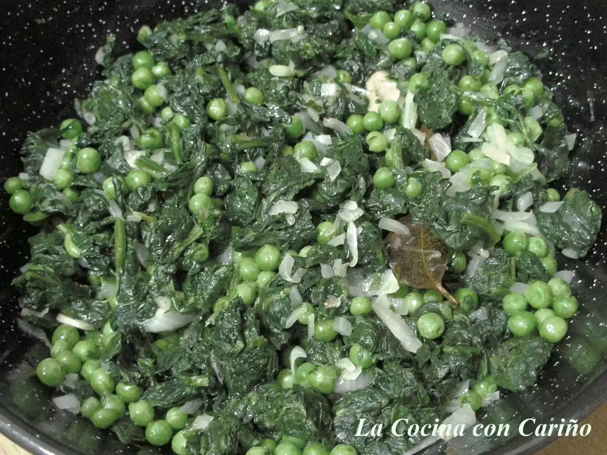 Arroz verde cremoso o rissotto verde con espinacas y guisantes - foto 3