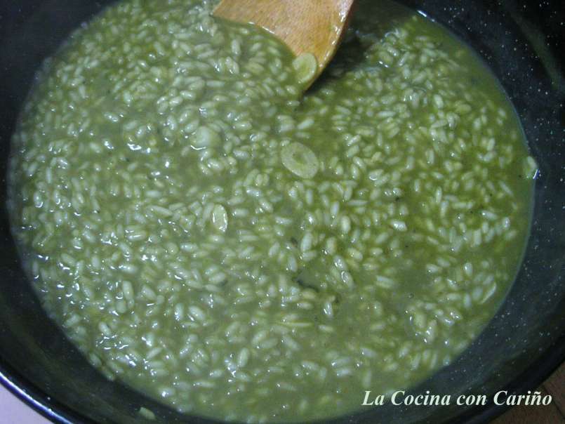 Arroz verde cremoso o rissotto verde con espinacas y guisantes, foto 7