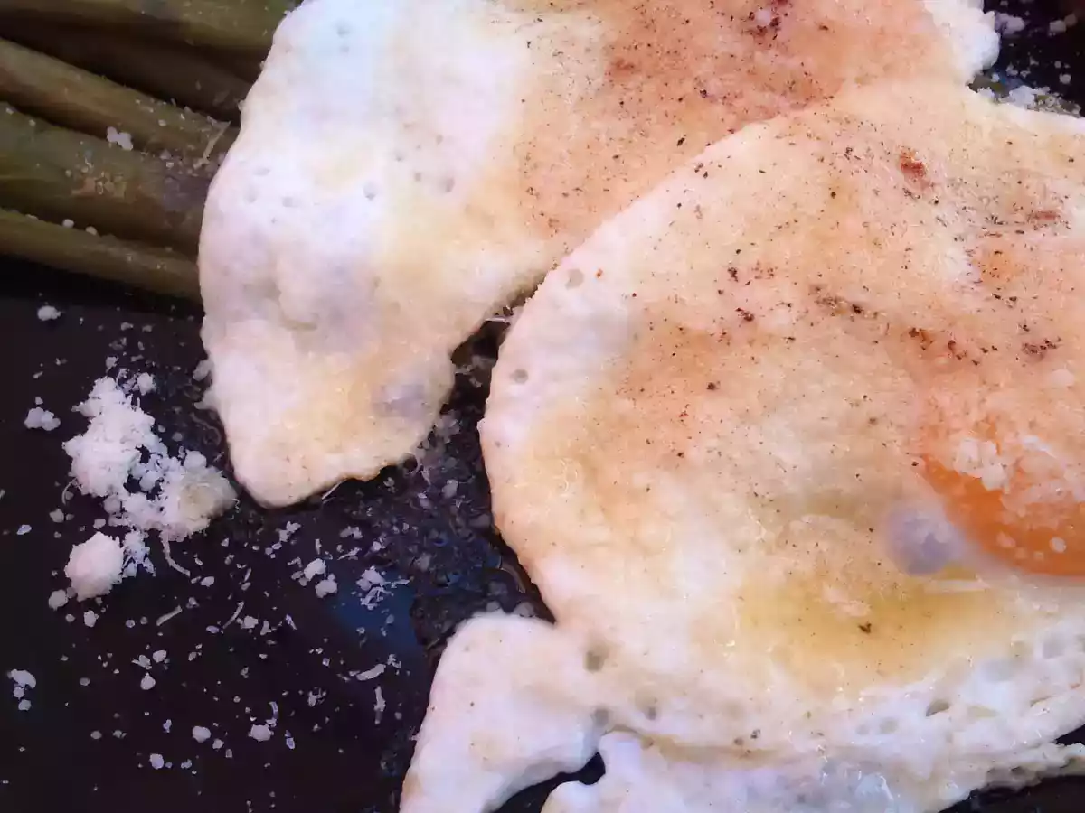 Asparagi alla milanese - Espárragos a la Milanesa - foto 3