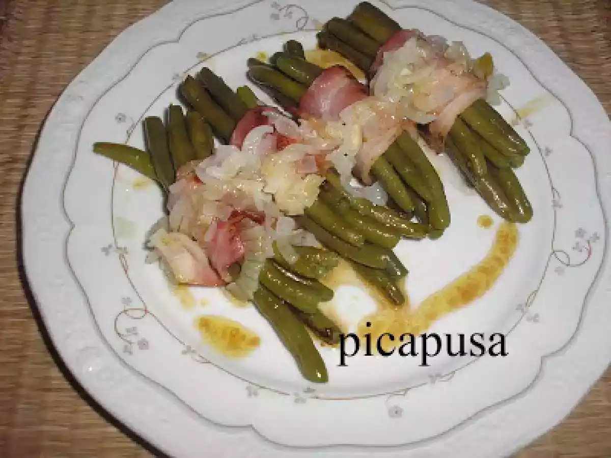 ATADITOS DE JUDÍAS VERDES CON BEICON - foto 2