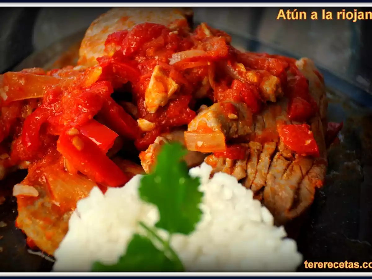 Atún a la riojana (con pimiento rojo, tomate y cebolla)