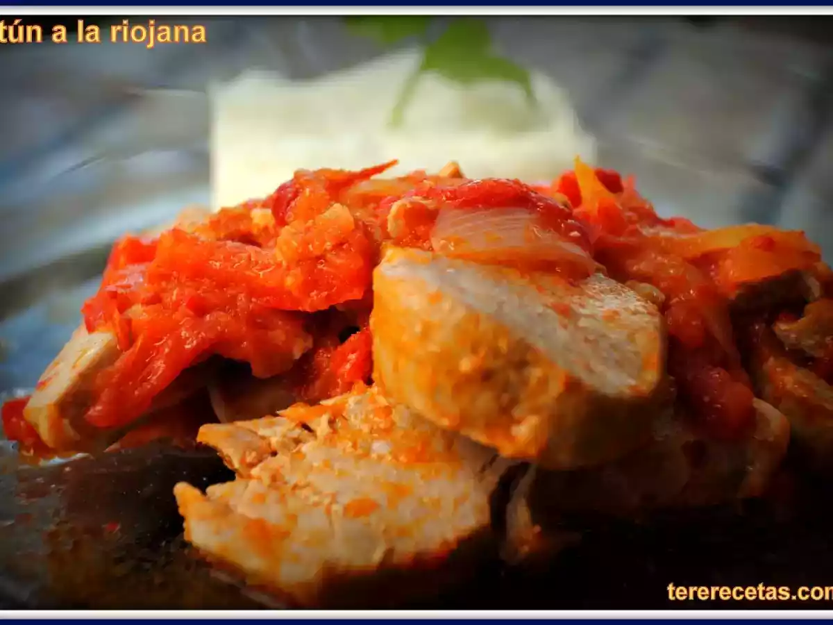 Atún a la riojana (con pimiento rojo, tomate y cebolla) - foto 3