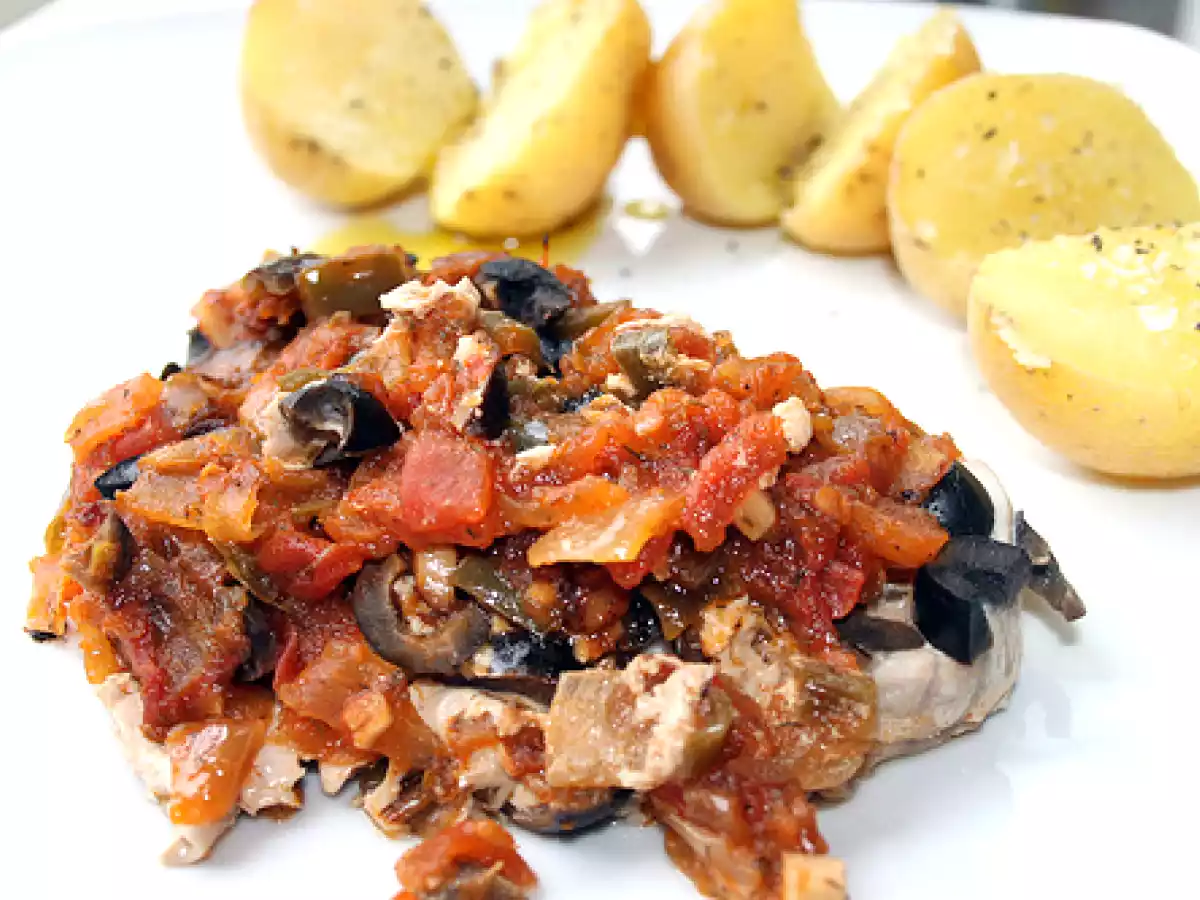 Atún al estilo griego con aceitunas negras