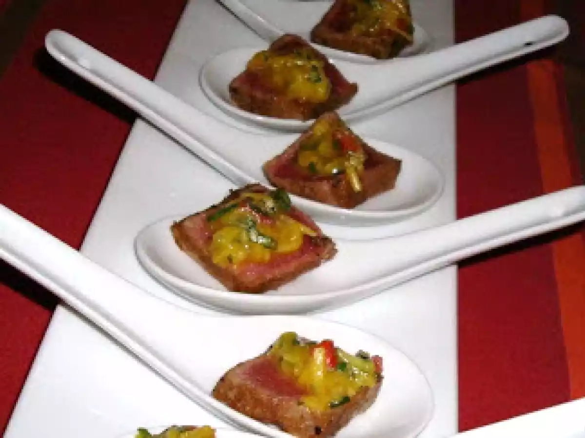 Atún Rojo, Semillas de Cilantro y Mango - foto 2