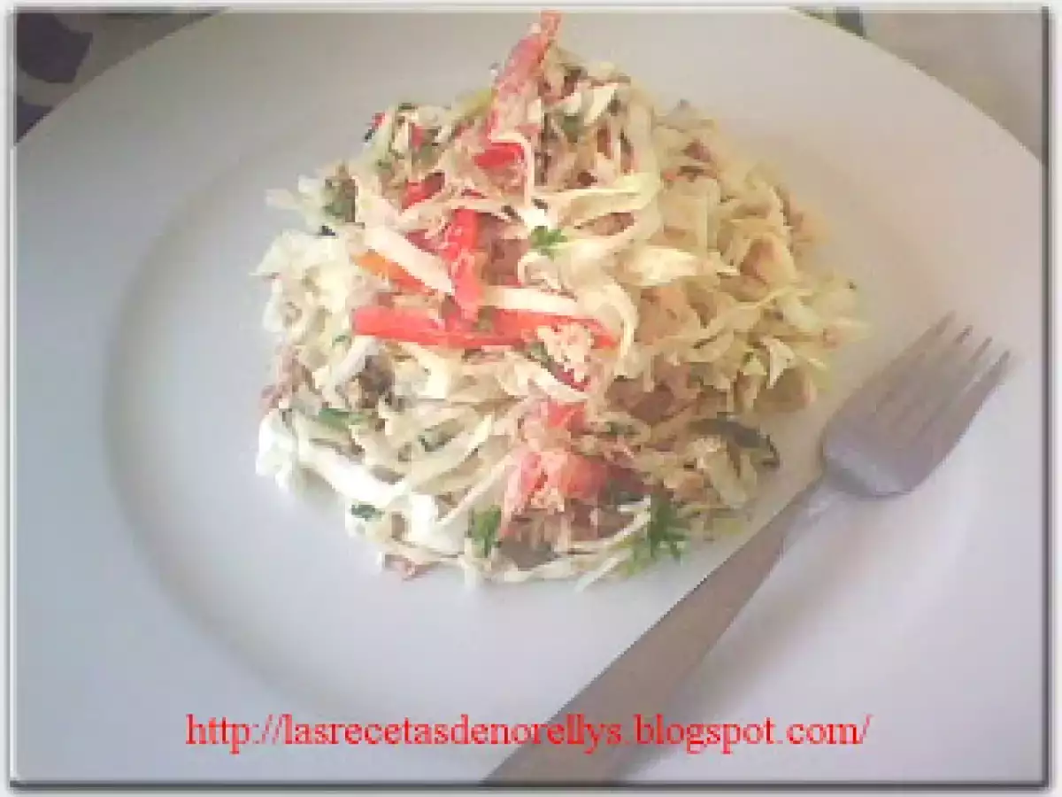 Aventuras en mi cocina.... Ensalada Salvación con Repollo y Atún - foto 2
