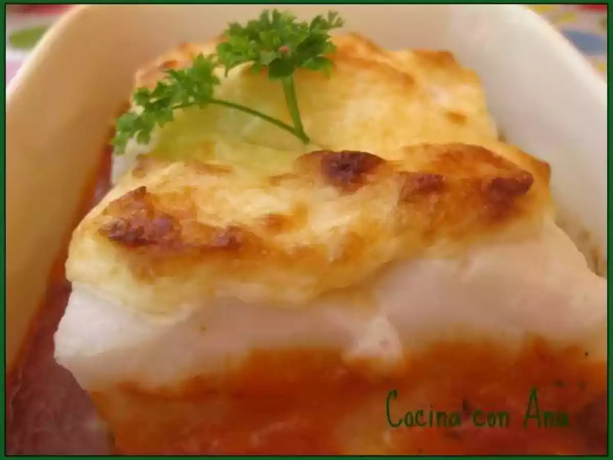 Bacalao al horno con salsa vizcaina y mayonesa al ajo