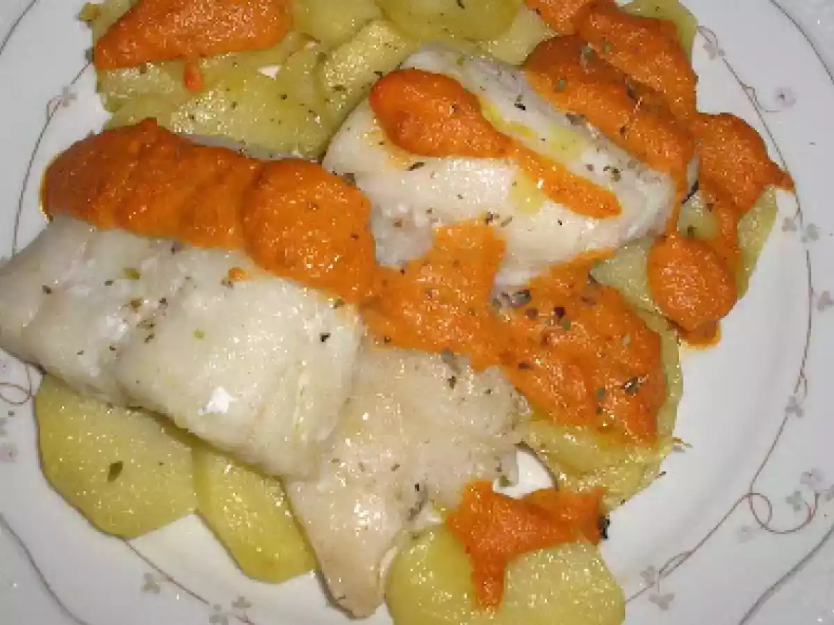 BACALAO CON PATATAS Y ROMESCO - foto 2