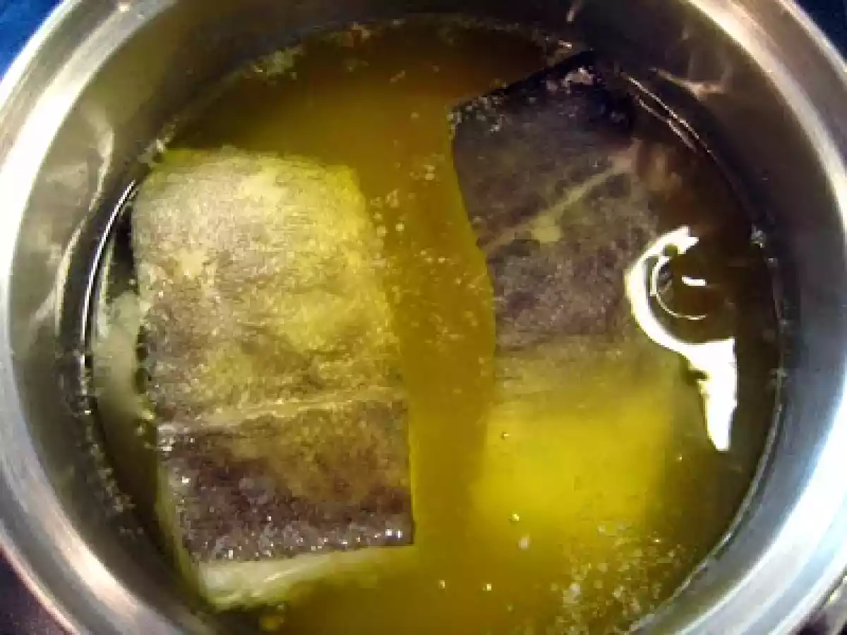 Bacalao confitado sobre tatami de salmorejo - foto 3