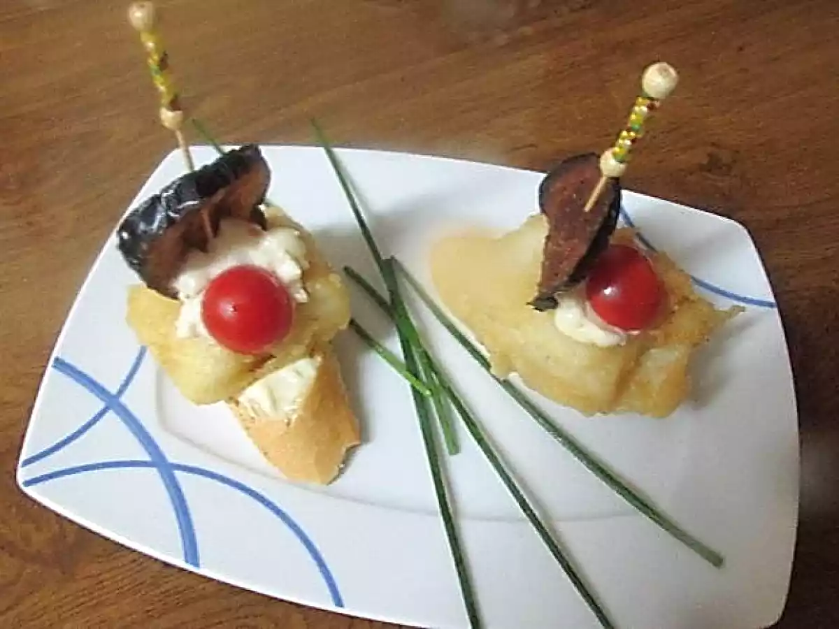 Bacalao en tempura con crujiente de berenjena