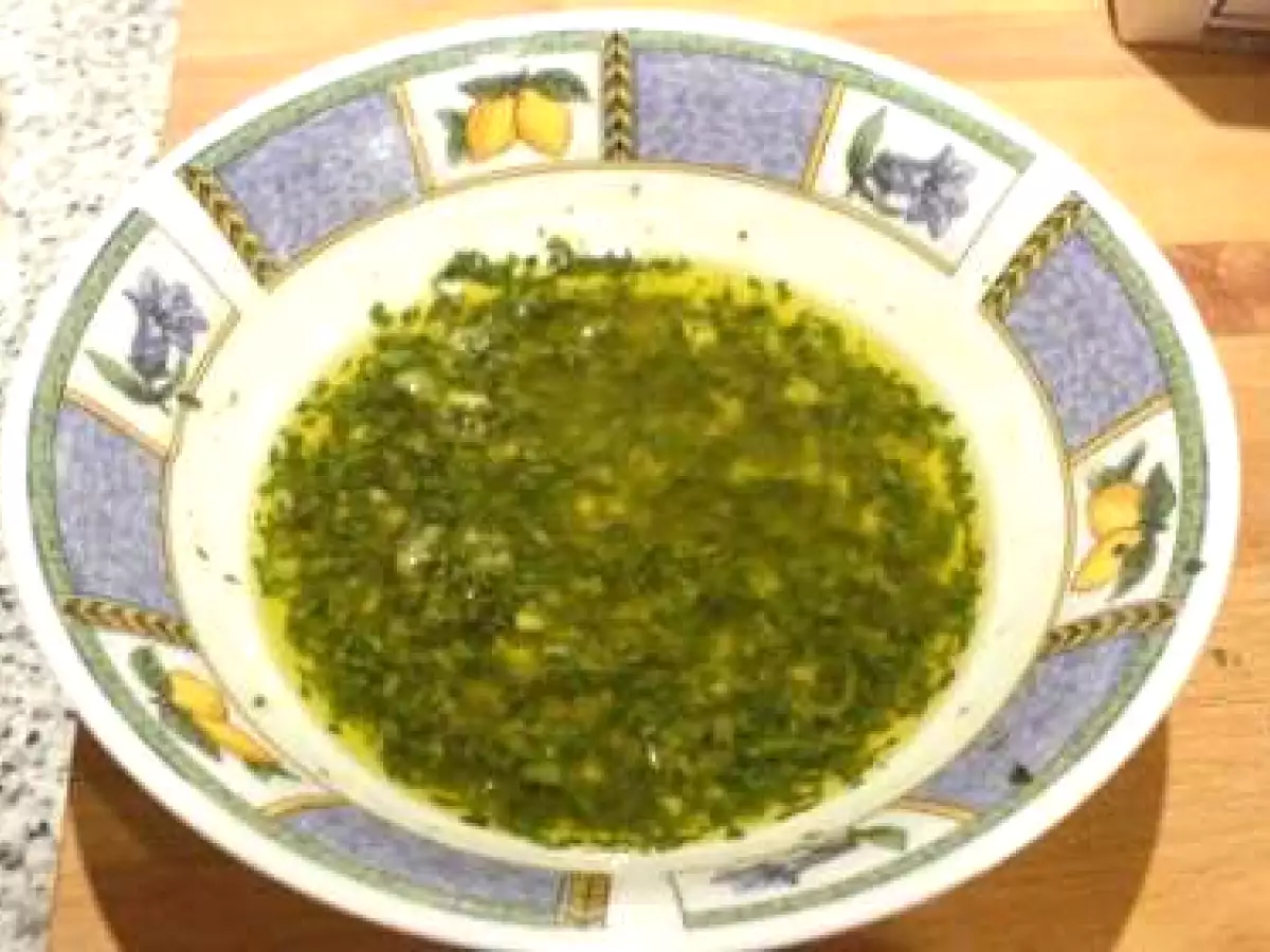 Bacalao fresco y acedías a la plancha en salsa verde - foto 3