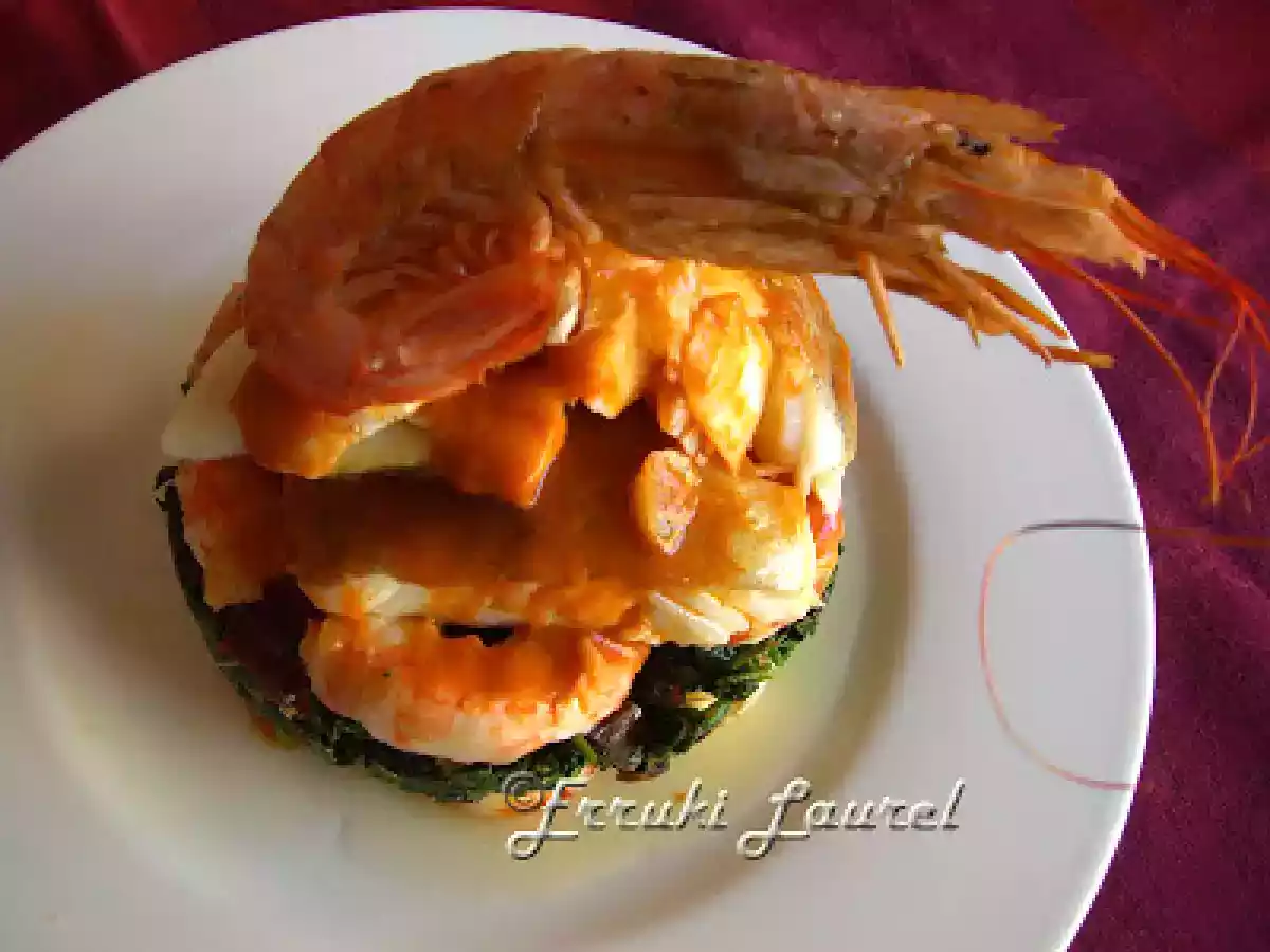 Bacalao sobre espinacas y gambones con salsa americana - foto 2