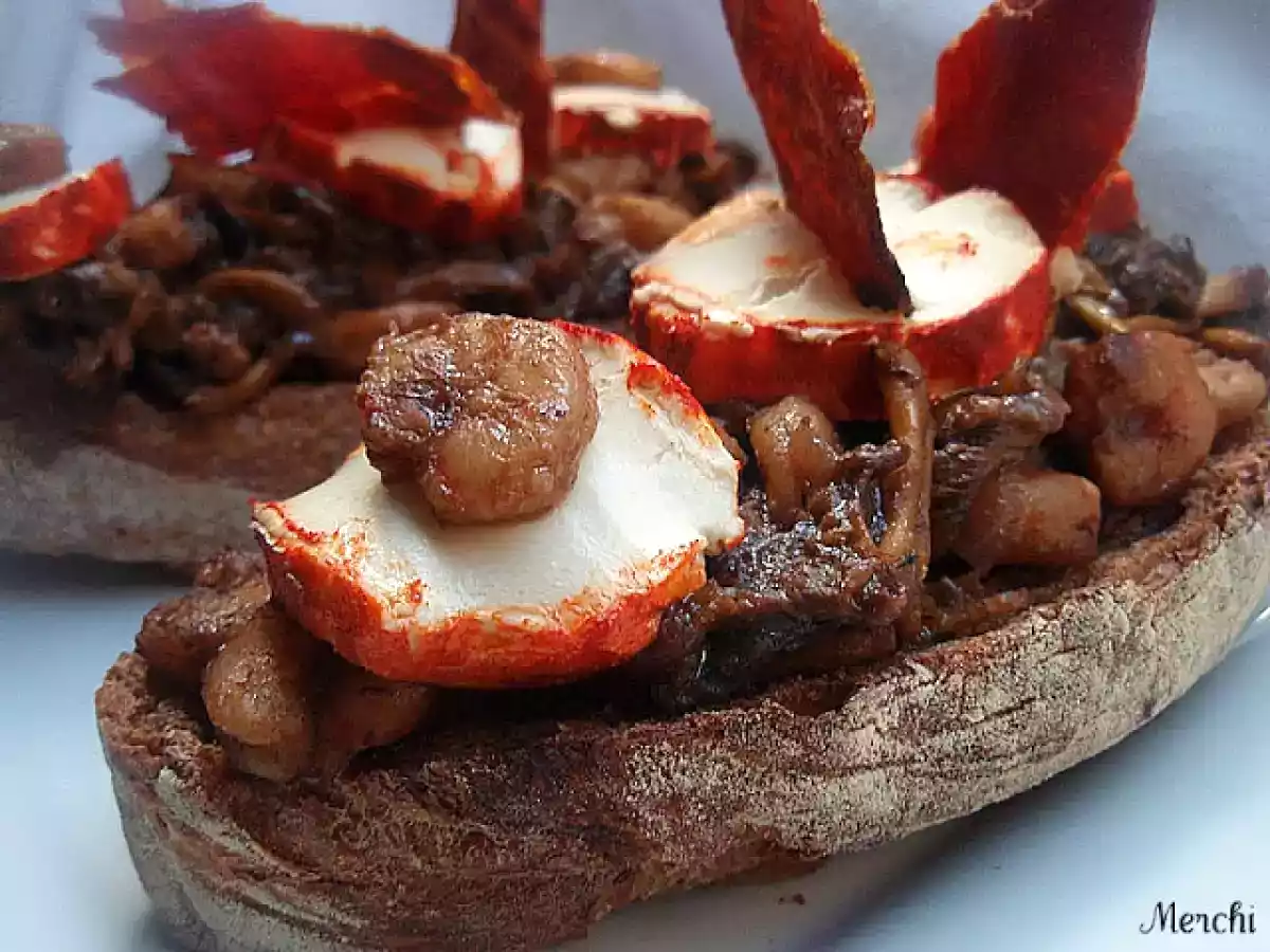 Barcas de setas y gambas con reducción de bálsamico