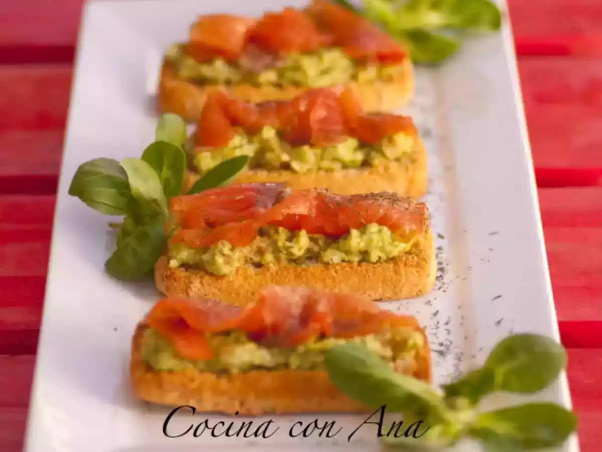 BARQUITOS DE SALMON Y GUACAMOLE - foto 2