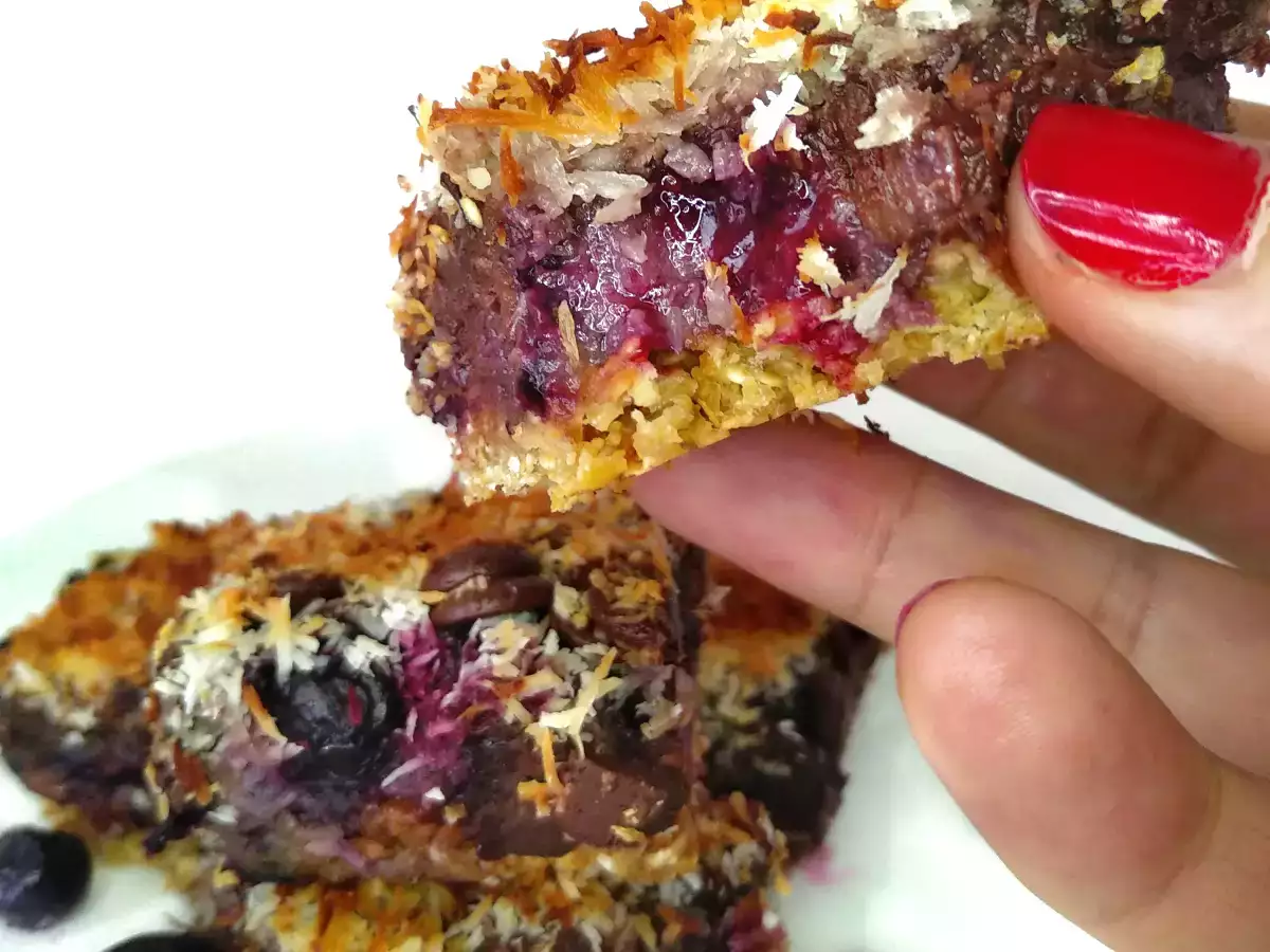 Barritas de arándanos, coco y chocolate {receta vegana, paleo y sin azúcar refinada} - foto 2
