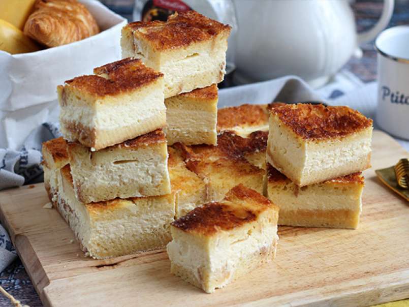 Barritas de cheesecake y tostadas francesas (French toast cheesecake bars)