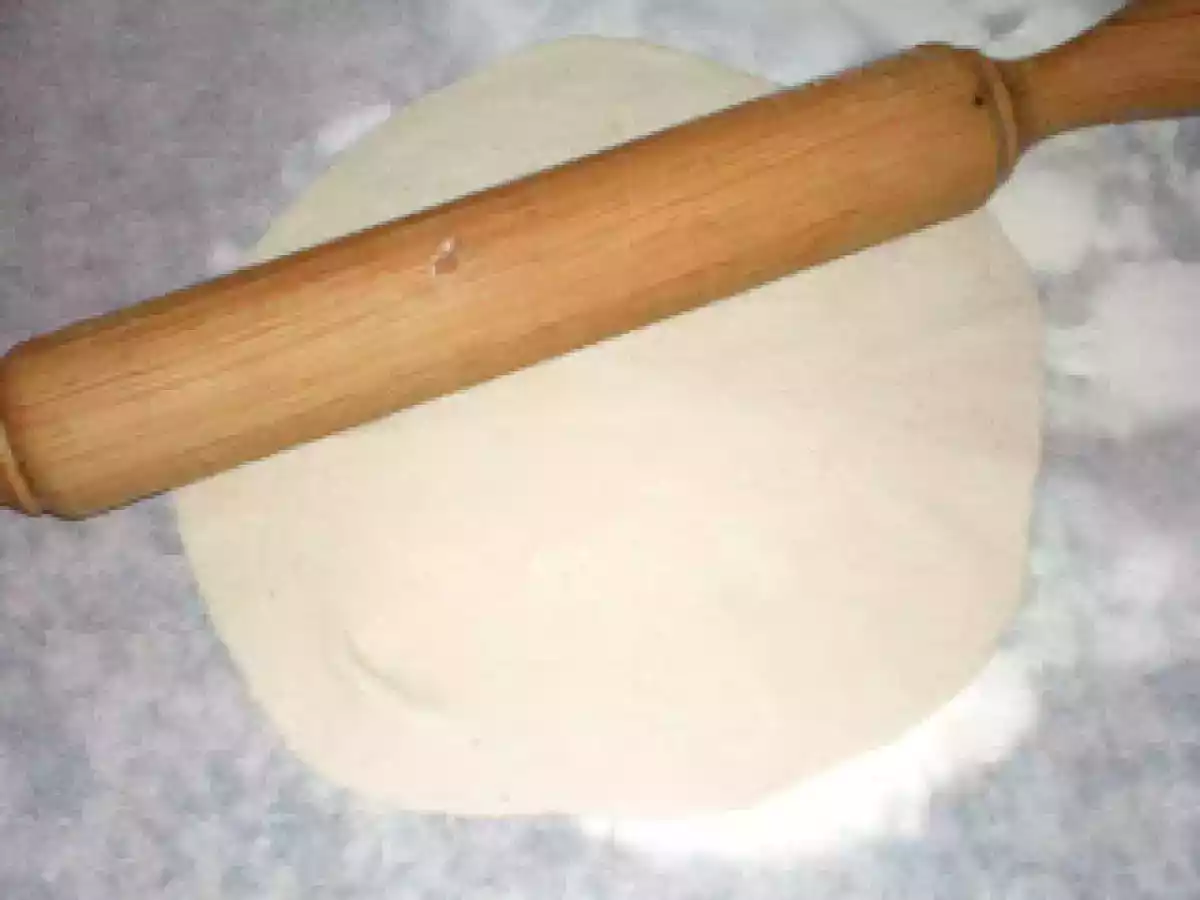 BASES DE PIZZA PRECOCINADAS CASERAS...GRACIAS, CRACKY! - foto 10