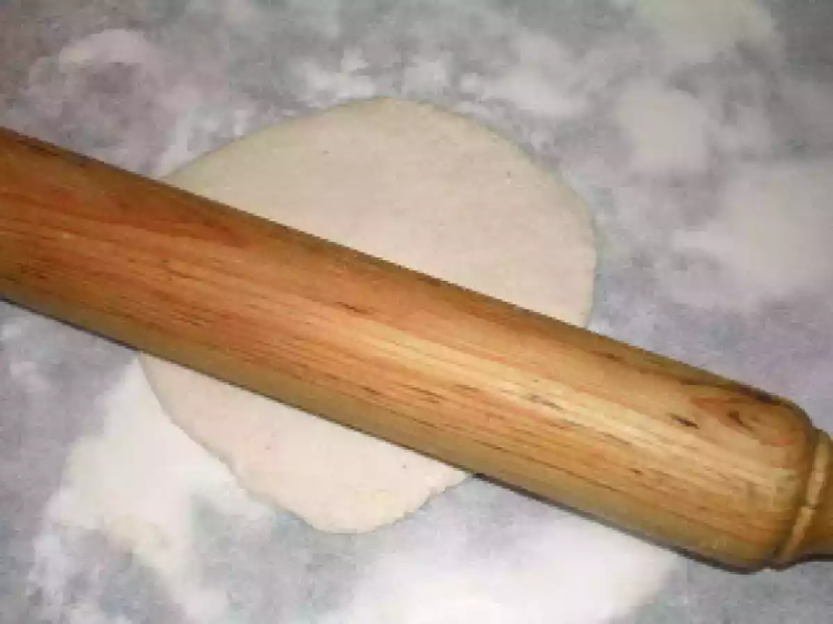 BASES DE PIZZA PRECOCINADAS CASERAS...GRACIAS, CRACKY! - foto 11