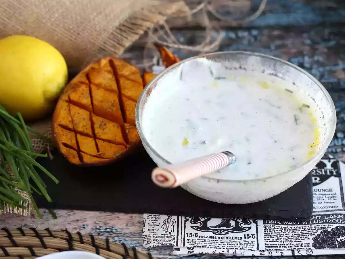 Batatas asadas al horno con salsa de yogur Skyr - foto 2