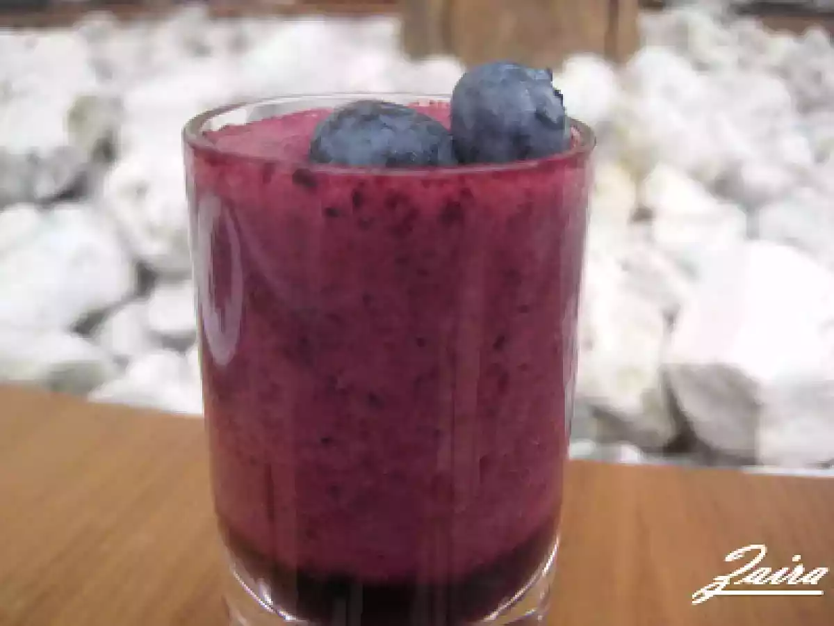 Batido de arándanos y yogur